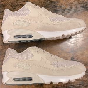 Men’s Nike Air Max 90 [size: 10.5]